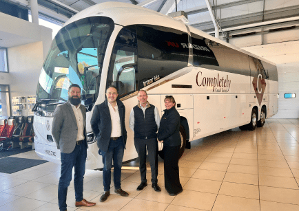 Supporting Completely Coach Travel with a New Irizar Integral i6S Efficient Supporting Completely Coach Travel with a New Irizar Integral i6S Efficient
